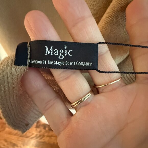 Cashmere Feel Poncho- tan one size NEW WITH TAGS. - Picture 3 of 6